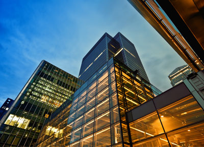 Elektro und MSR-Technik hohe Firmengebäude